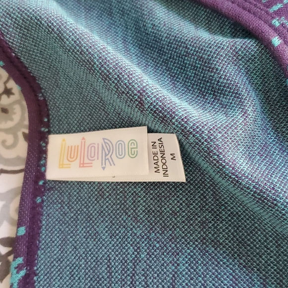 Lularoe Classic/Cassie Outfit - Picture 3 of 9